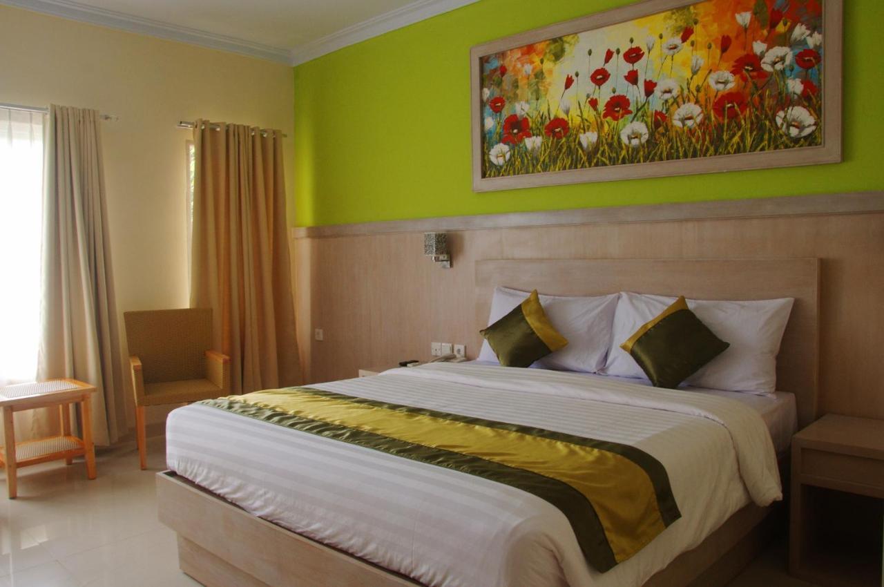 Puri Saron Denpasar Hotel Luaran gambar